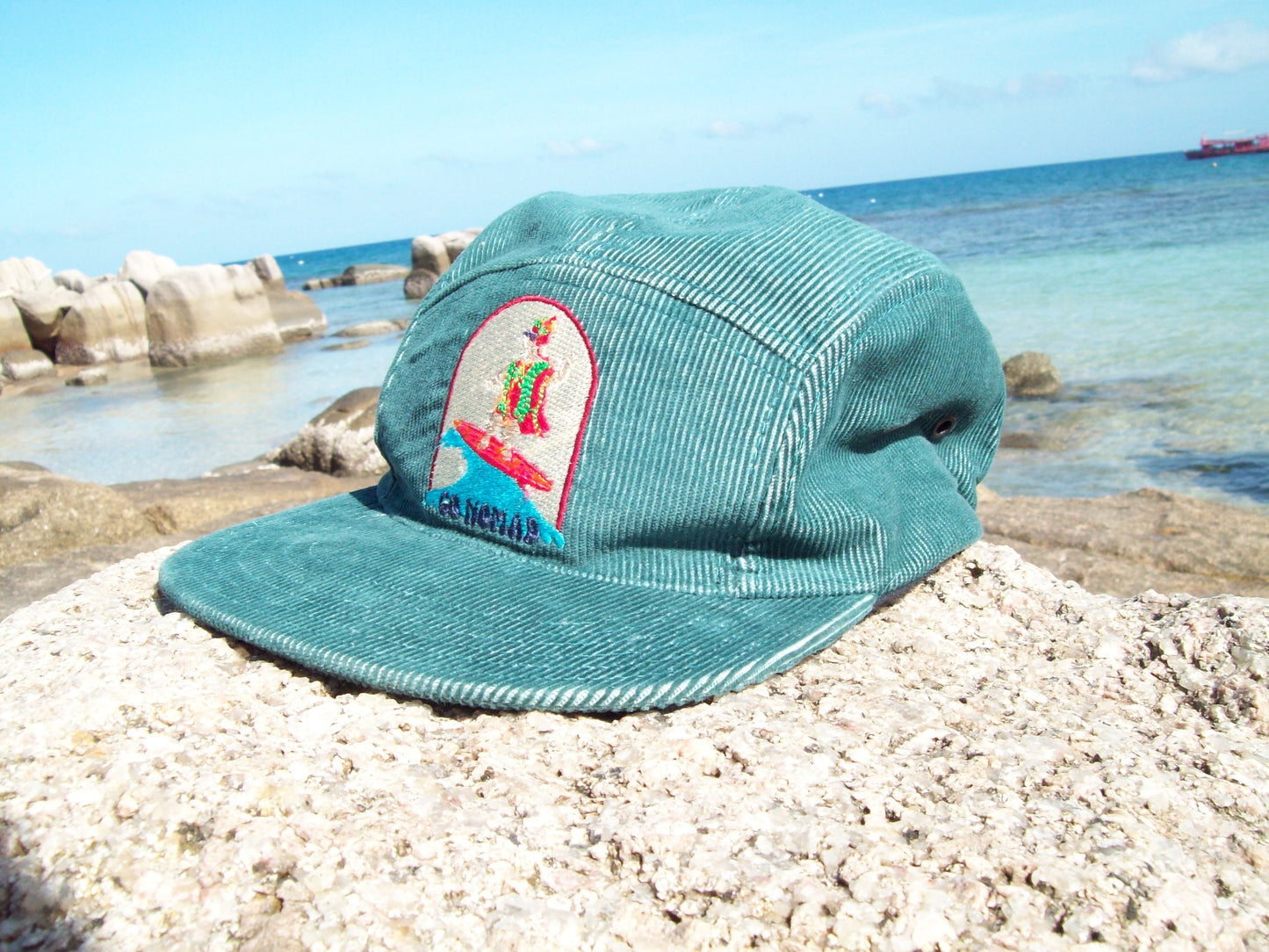 Lama Surfer - Petrol Blue - Corduroy Style Cap